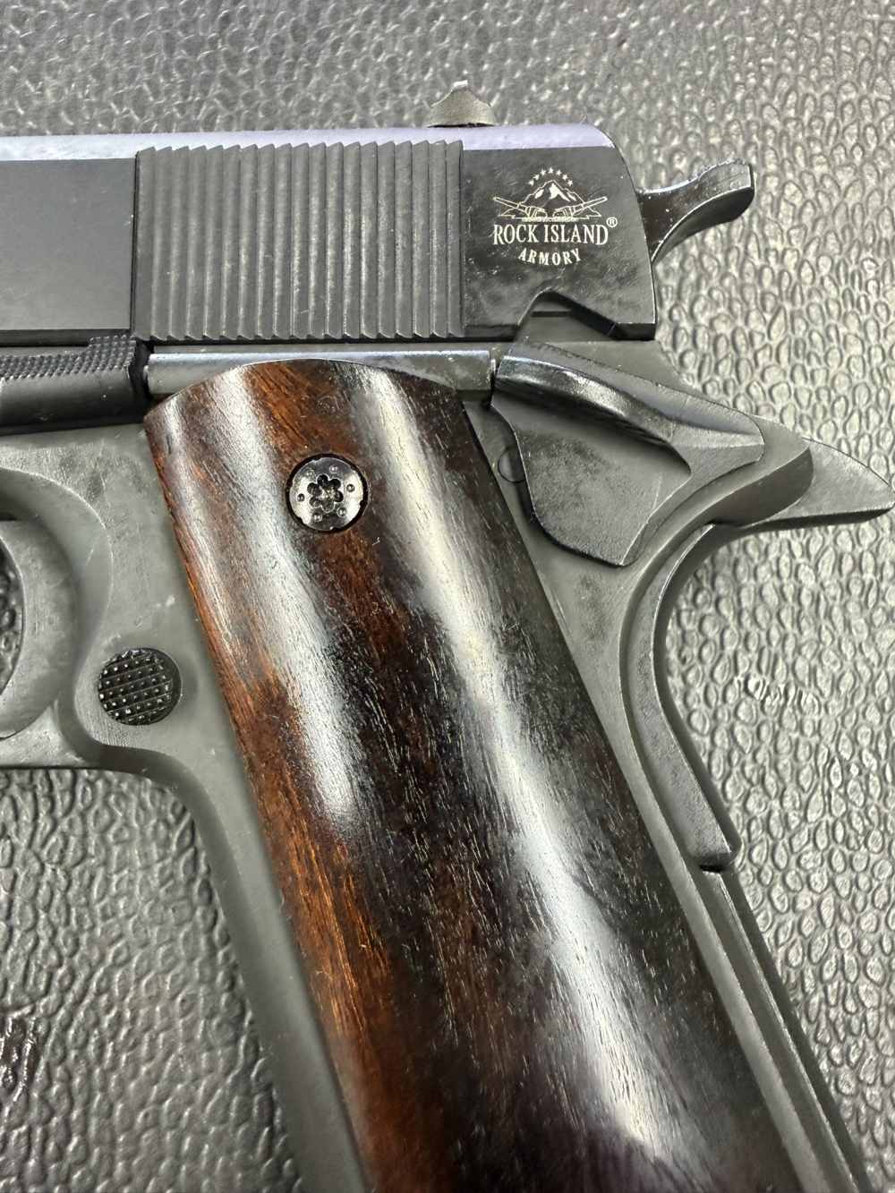 Rock Island 1911 Gi 45 ACP-img-10