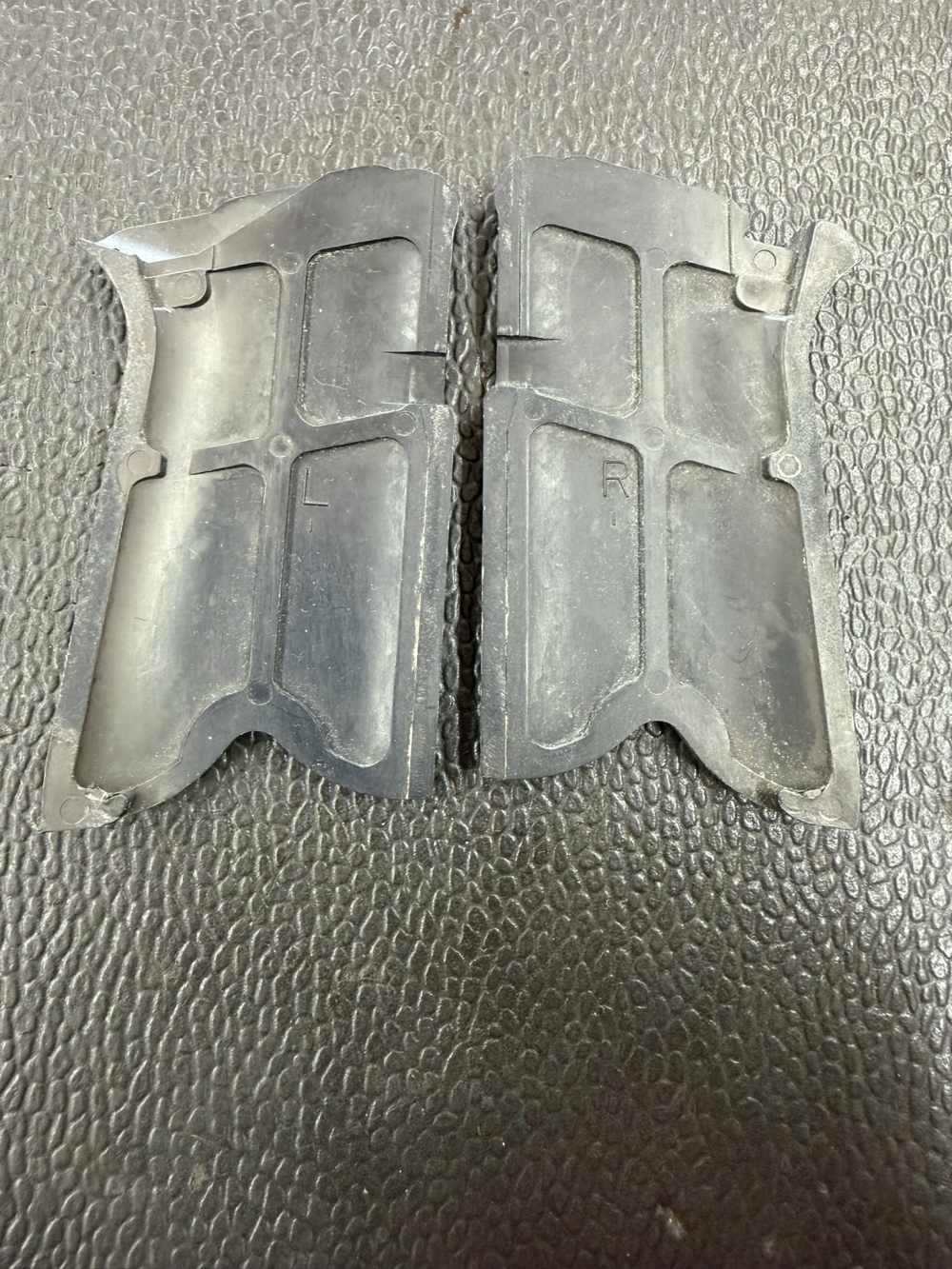 Ruger P85 or P89 Grips-img-1