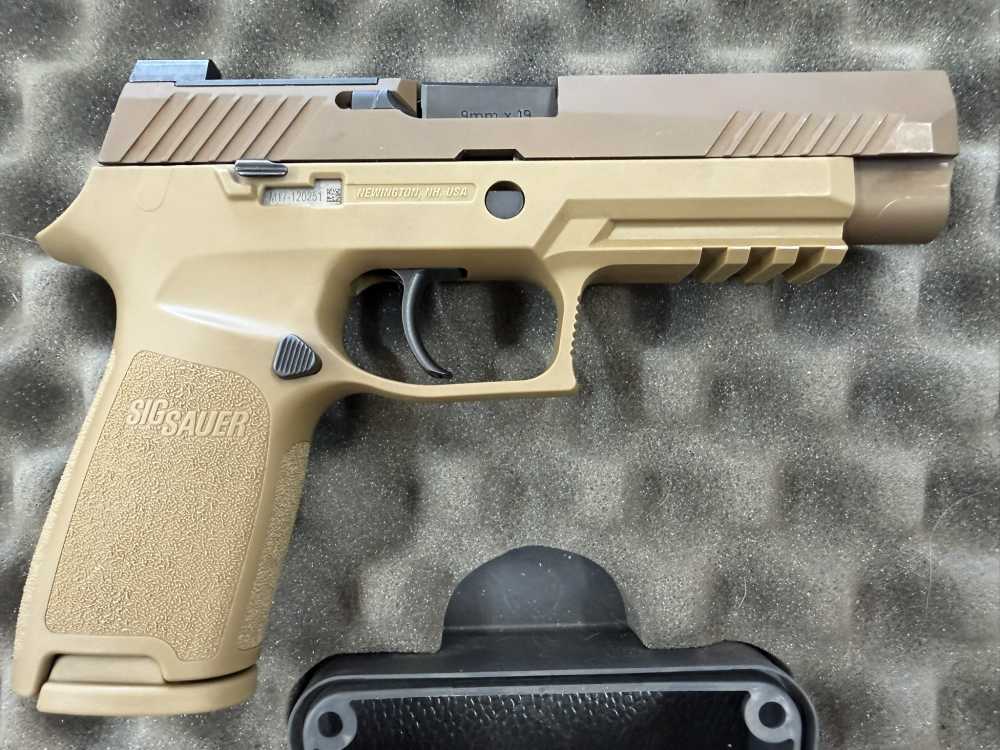 Sig Sauer M17 9mm No thumb safety-img-6