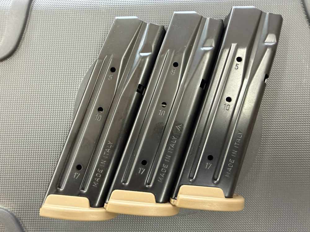 Sig Sauer M17 9mm No thumb safety-img-19