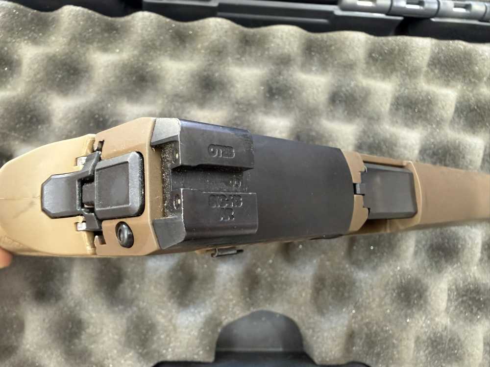 Sig Sauer M17 9mm No thumb safety-img-11