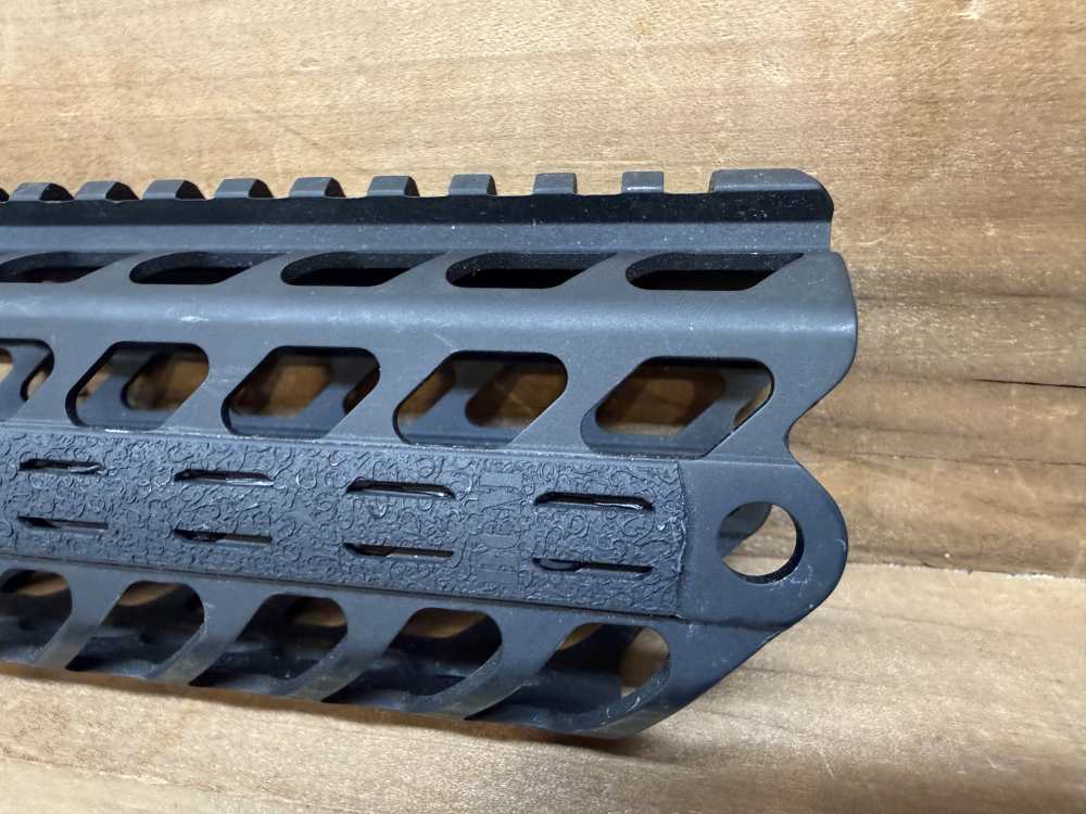 SIG SAUER LEGACY MCX HANDGUARD 12" KEYMOD -img-1