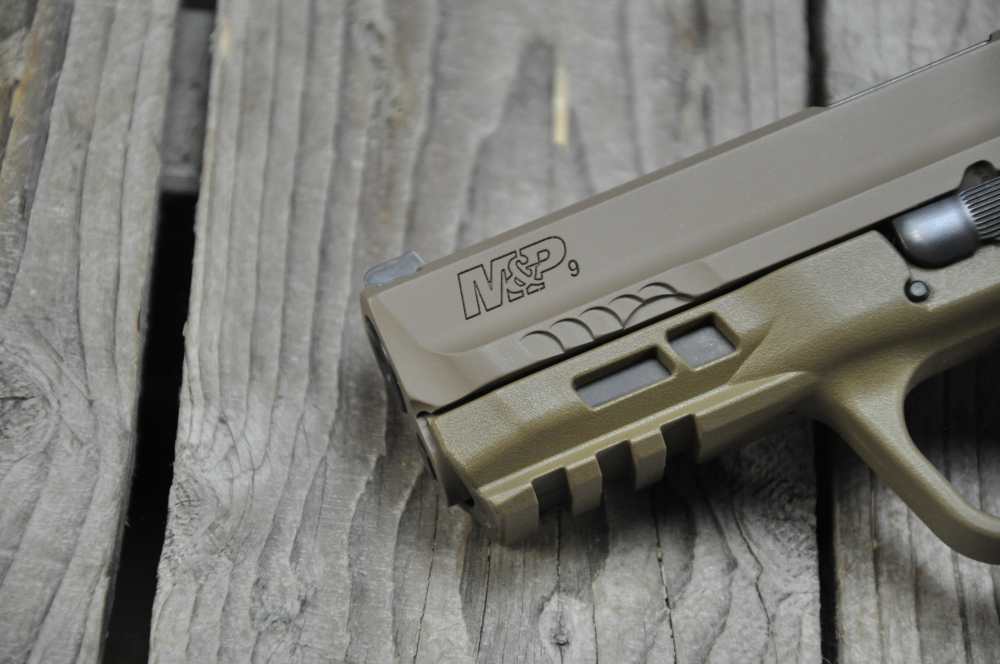 Smith & Wesson M&P9 M2.0 Compact FDE Owned by John Taffin-img-5