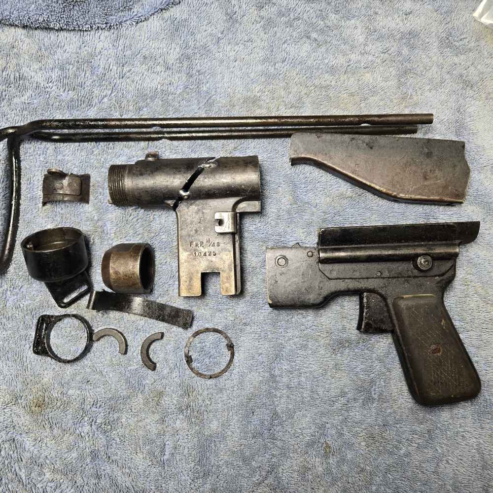 FBP M/948 Portuguese Kit, partial, like MP40 -img-0