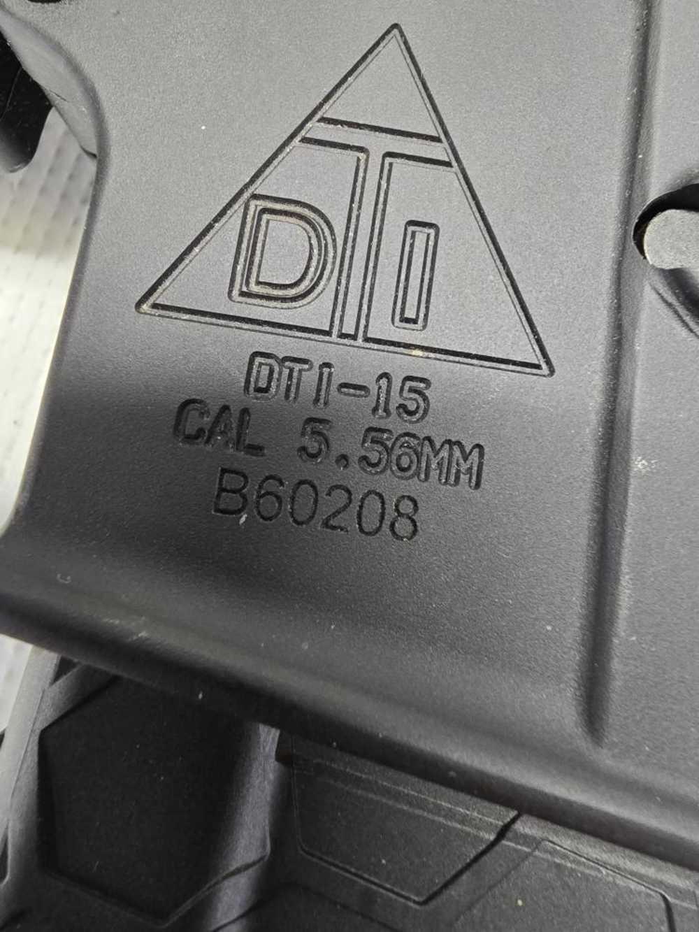 Del-Ton DTI-15 5.56 Nato w/ Tru Glo Red and Green Dot Sight-img-11