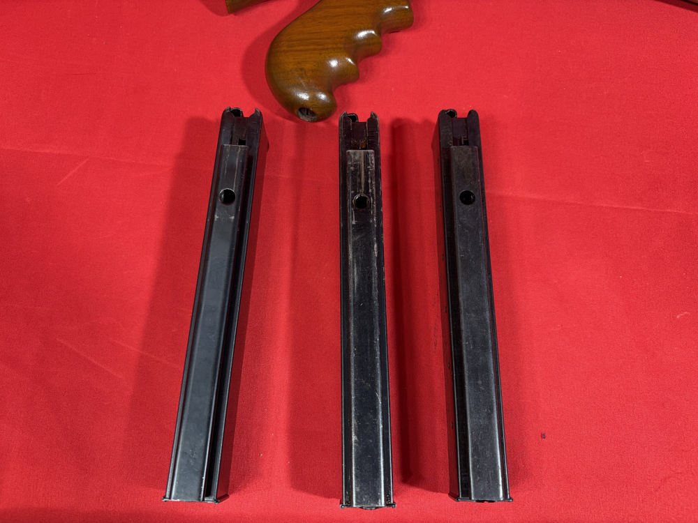 Fully Transferable Auto Ordnance 1928 Thompson Submachine Gun .45 w/ Case -img-91