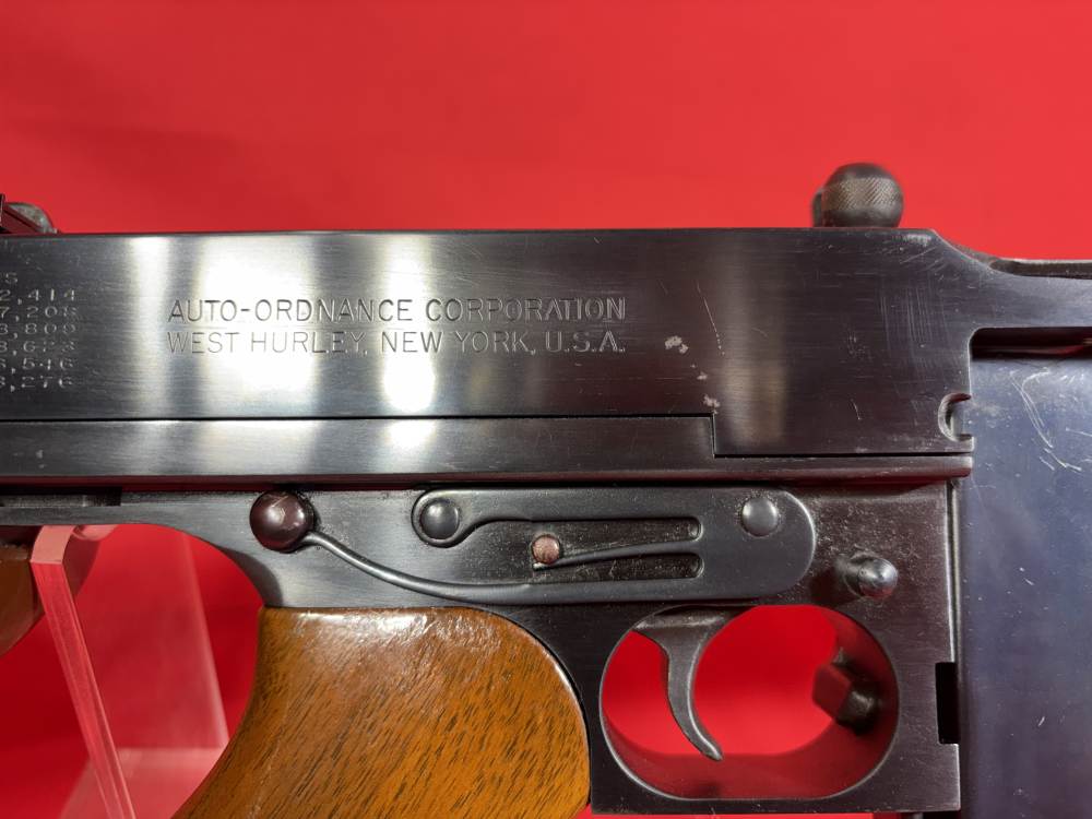 Fully Transferable Auto Ordnance 1928 Thompson Submachine Gun .45 w/ Case -img-13