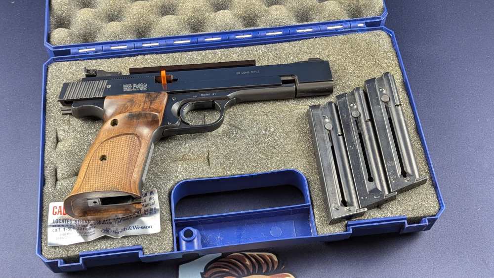 Smith & Wesson S&W Model 41 5.5" .22LR - Museum Grade Take-A-Shot!-img-14