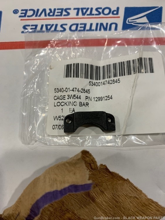  Locking Bar  for m203 M4 slide sling adapter made by LMT -img-0