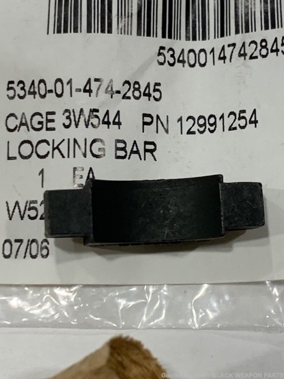  Locking Bar  for m203 M4 slide sling adapter made by LMT -img-2