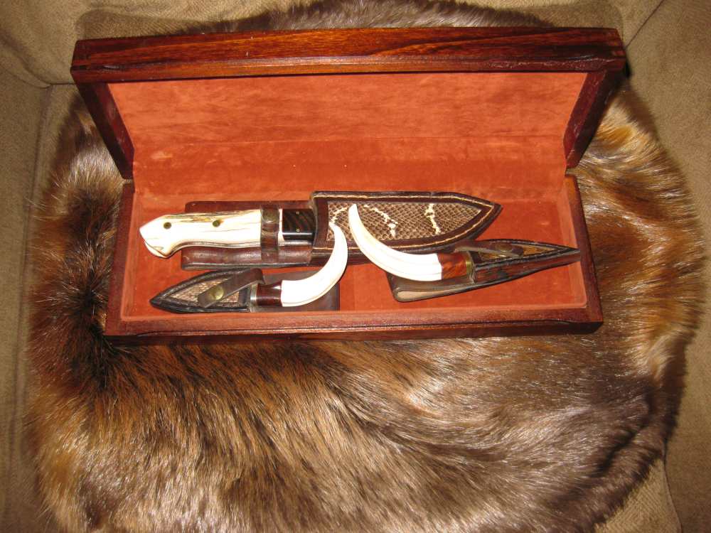 Vintage Bob Lutes set of knives never used Skinner/Capers Musk ox/Warthog !-img-1