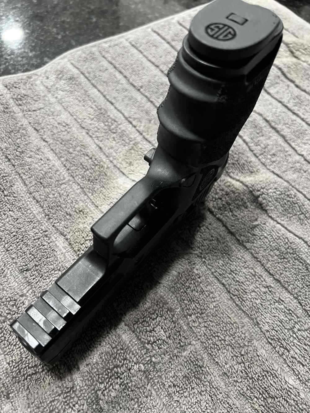 Sig  320 compact     9mm-img-3