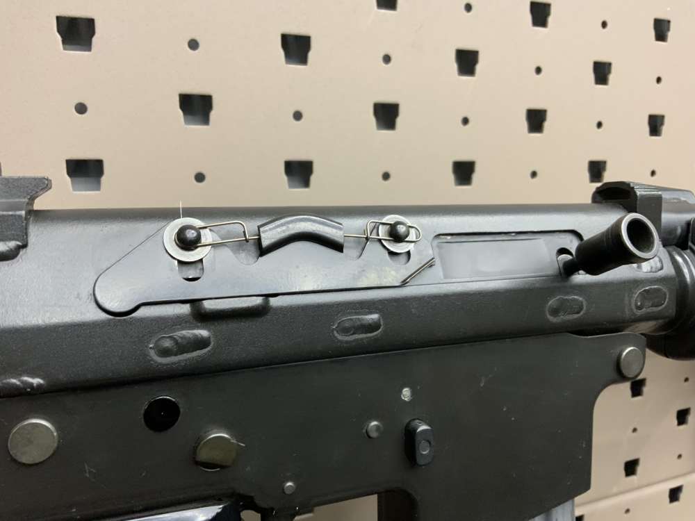 Transferable FNC Sporter folding stock select fire MG.-img-12
