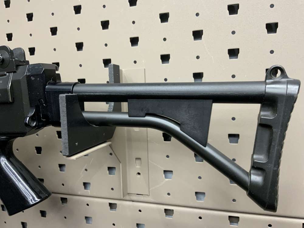 Transferable FNC Sporter folding stock select fire MG.-img-7