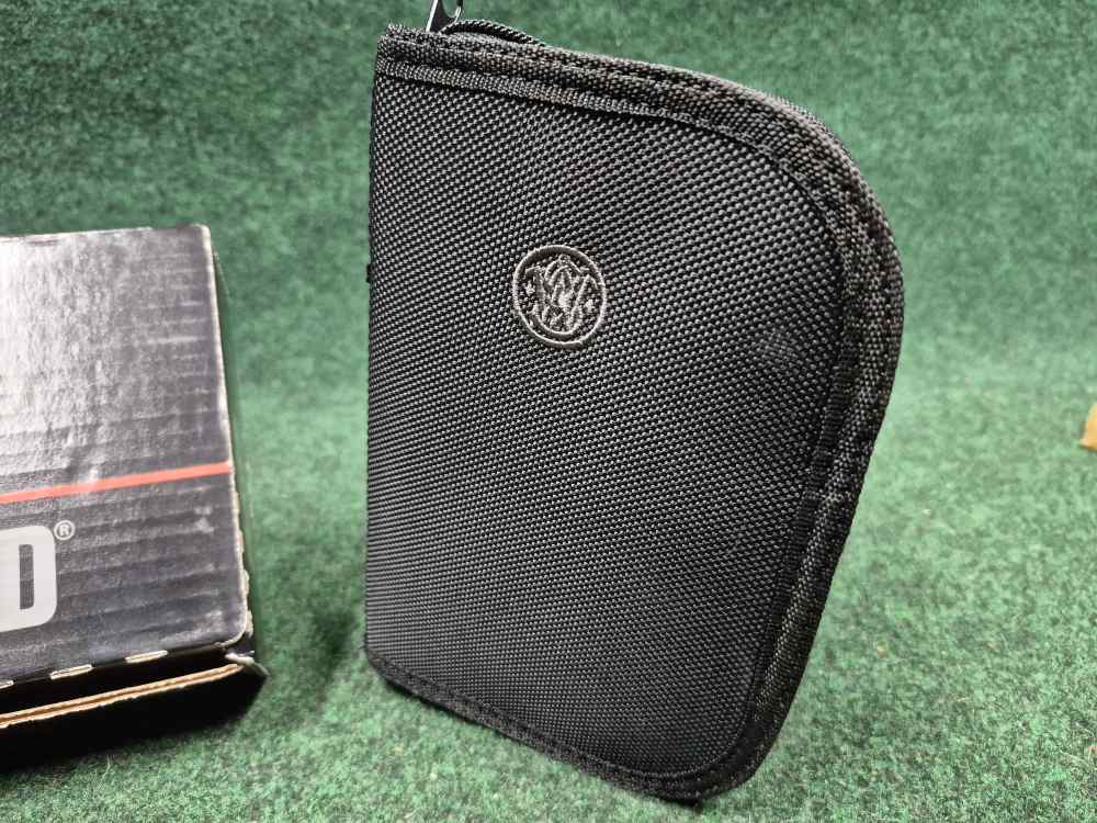 Smith & Wesson Bodyguard 380 ACP Laser PENNY START 0.01-img-11