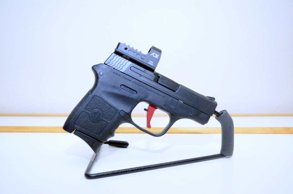 S&W M&P Bodyguard 380 Flat Trigger GREEN DOT-img-1