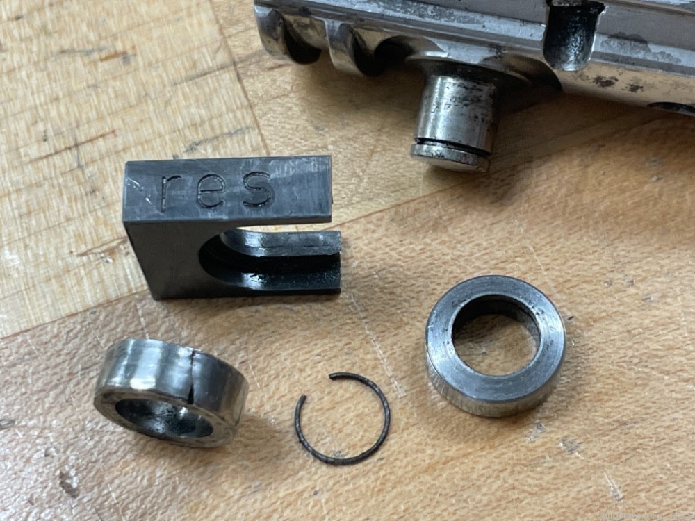 MG34 Bolt Roller Removal Tool-img-2