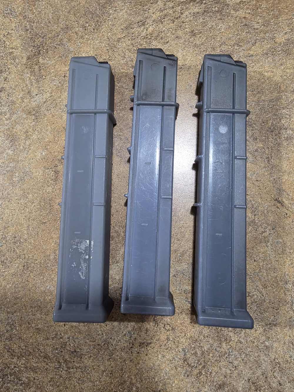 (3) HK MP5 .40 S&W & 10mm 30 rd Blue/Gray OEM magazines-img-1