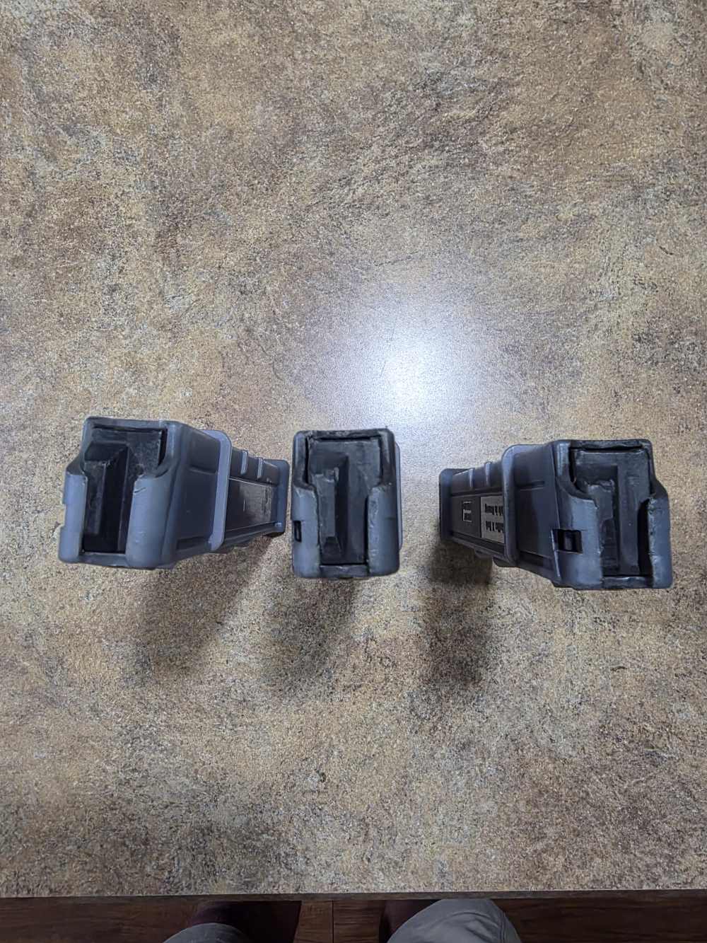 (3) HK MP5 .40 S&W & 10mm 30 rd Blue/Gray OEM magazines-img-4