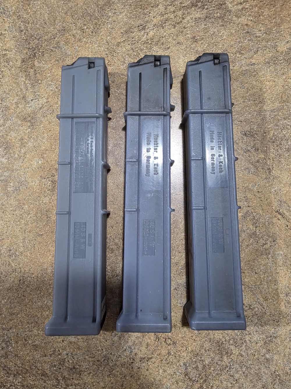 (3) HK MP5 .40 S&W & 10mm 30 rd Blue/Gray OEM magazines-img-0