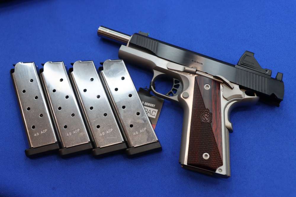 Springfield Armory Model RONIN 1911 Pistol 45ACP 2-Tone w/ Optic GEAR PAC -img-28