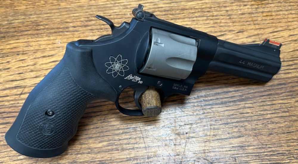 Smith & Wesson 329PD 4" .44 mag Case Papers -img-0
