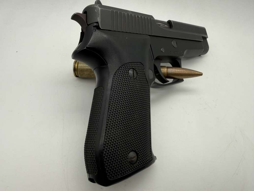 SIG Sauer P220 .45 ACP – Heavy Slide Wear – Functions Great-img-3