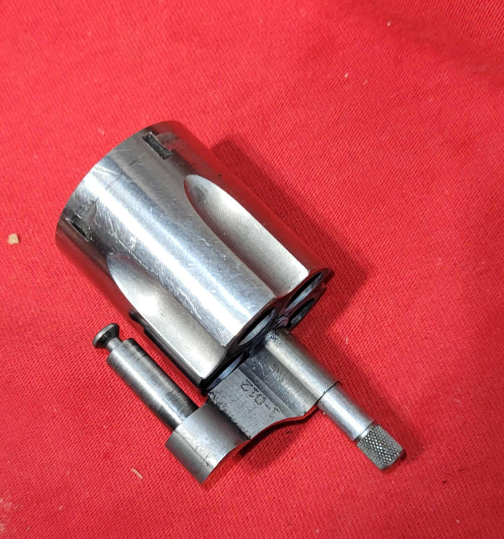 S&W J frame cylinder stainless 38 SPec with extractor and yoke parts-img-0