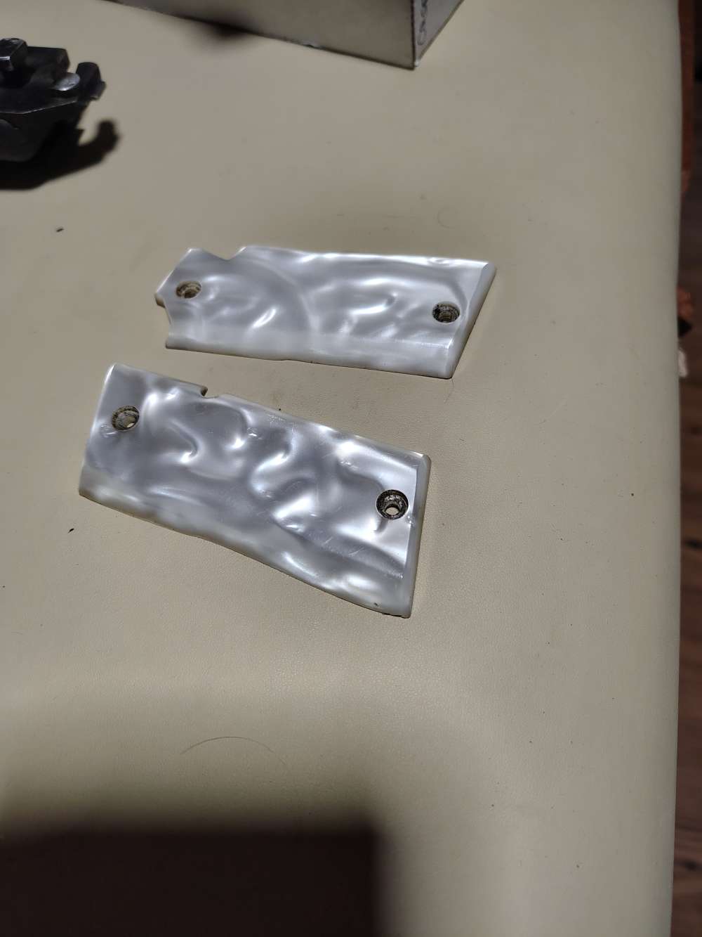 Star PD Pearl Grips-img-2