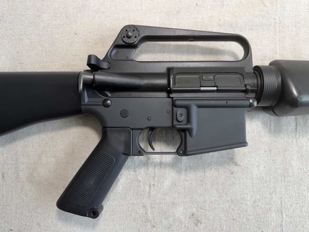 Colt / H&R M16A1 Clone-img-3