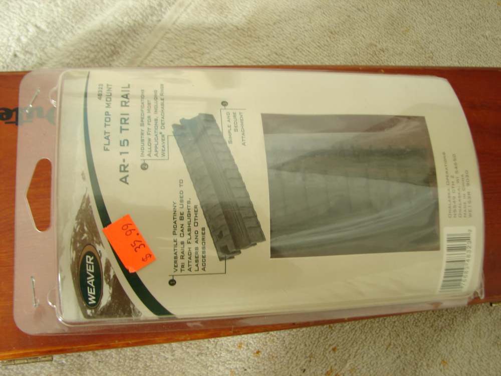 AR-15 TRI RAIL FLAT TOP MOUNT BY WEAVER NIB MODEL 48323-img-1