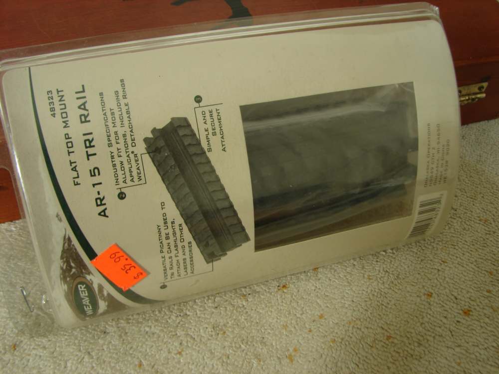 AR-15 TRI RAIL FLAT TOP MOUNT BY WEAVER NIB MODEL 48323-img-0