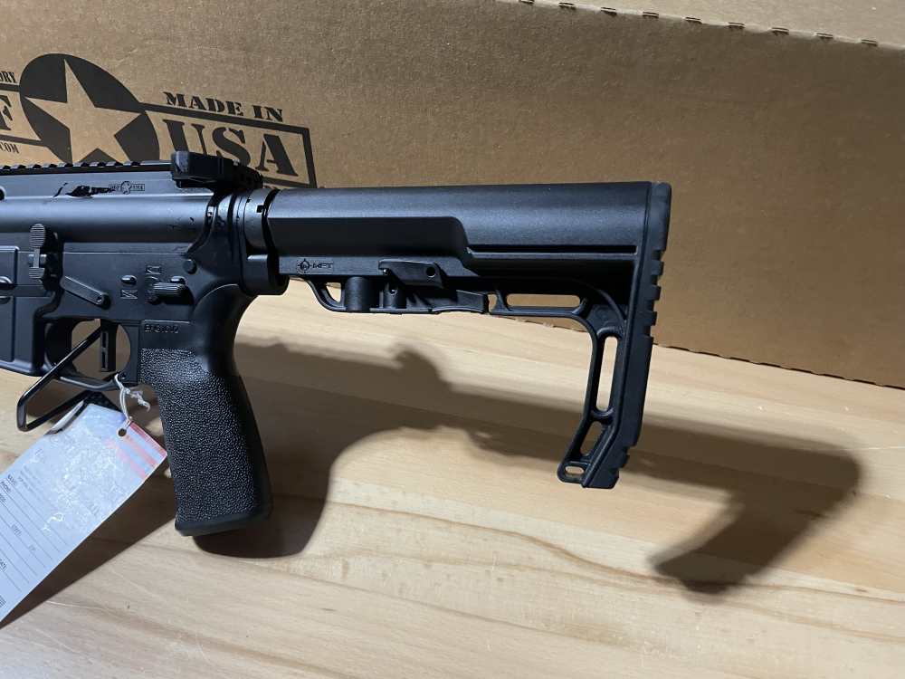 POF Minuteman AR15 5.56 NIB-img-7