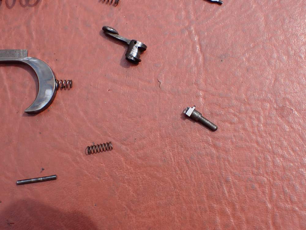 SAVAGE MODEL 1907 BLUED FINISH .32 ACP FACTORY PISTOL PARTS KIT SET-img-103