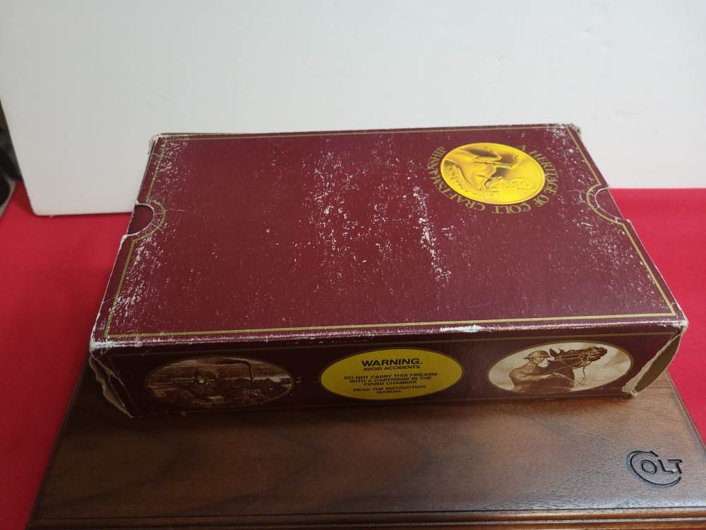 AMAZING! Colt Joe Foss Tribute Heritage 1911 Full Set 45acp wwii Collector-img-7