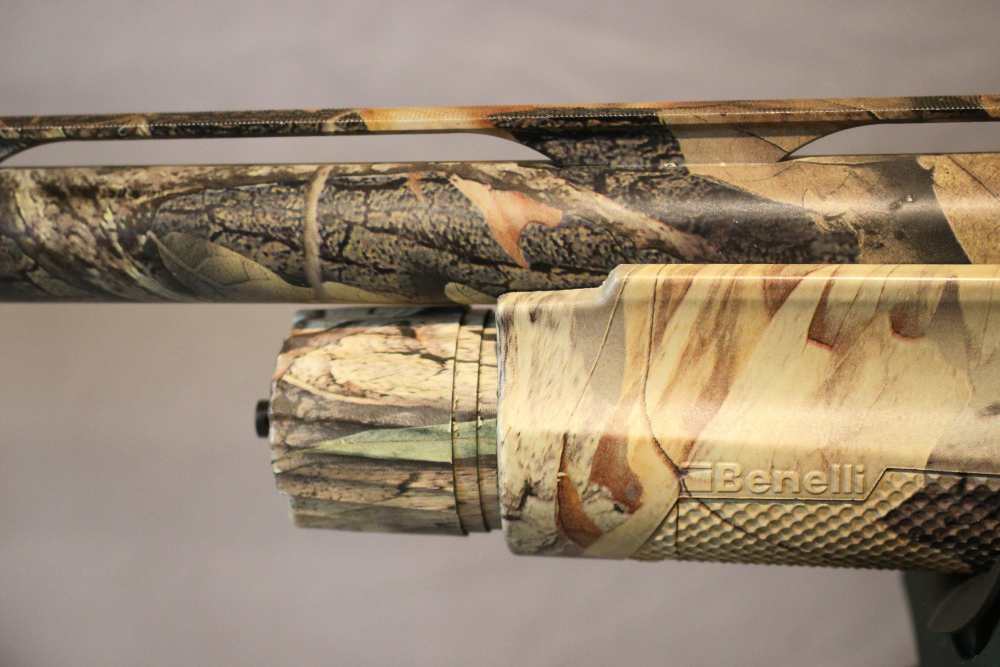 Benelli M2 Camo 24” 12g “Turkey” 6x Crio Chokes in Case EXCELLENT-img-13