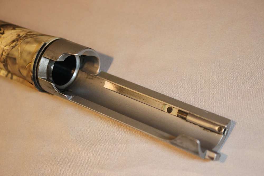 Benelli M2 Camo 24” 12g “Turkey” 6x Crio Chokes in Case EXCELLENT-img-27