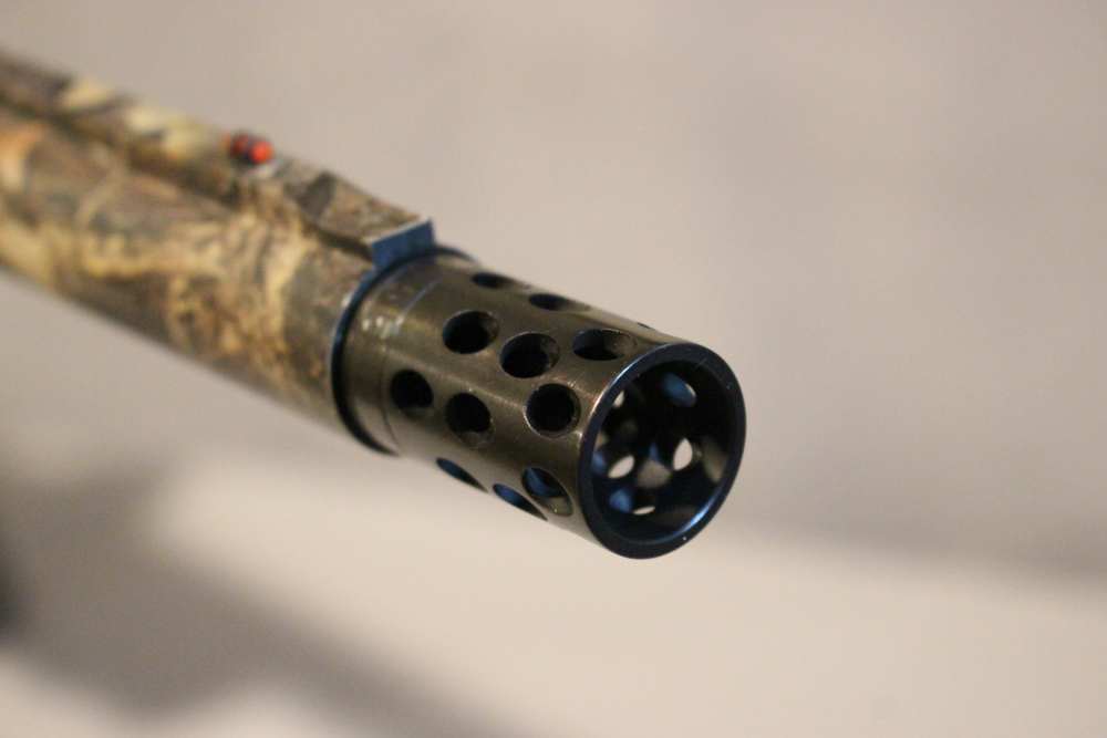Benelli M2 Camo 24” 12g “Turkey” 6x Crio Chokes in Case EXCELLENT-img-8