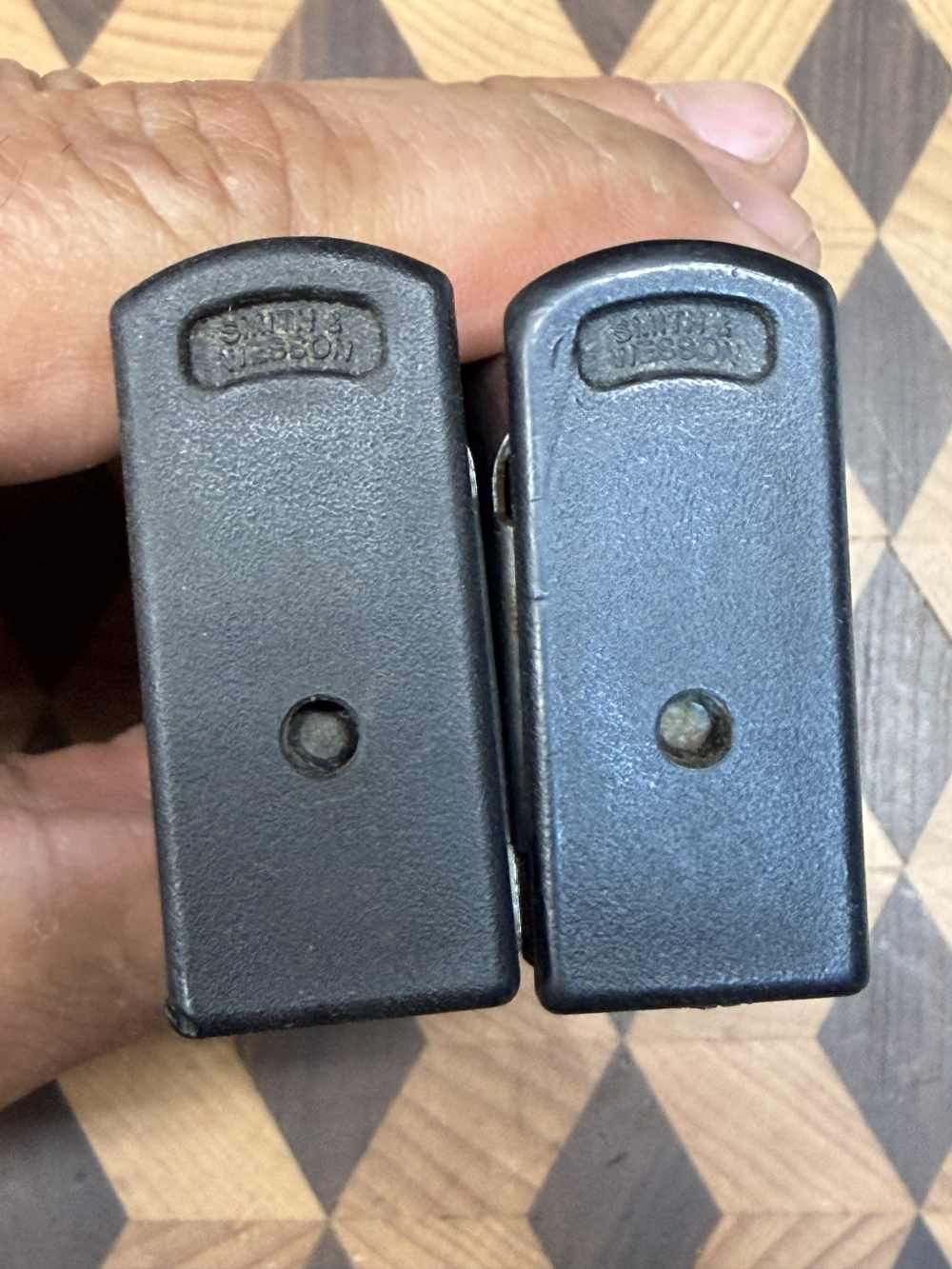 ONE Smith & Wesson S&W 59 series M59 9mm 14rd Factory OEM (2 available)-img-4