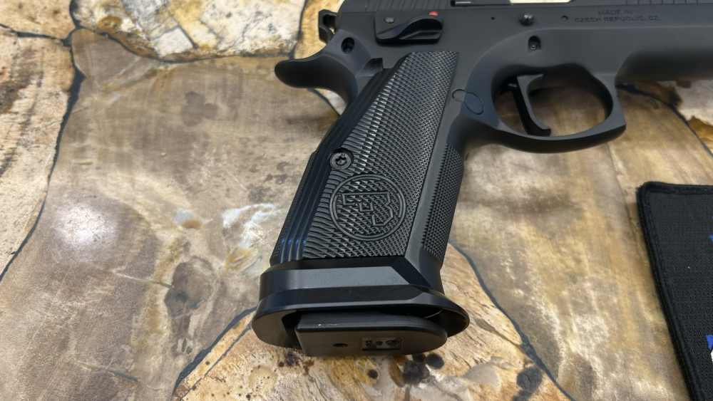 NIB CZ 75 TS CZECHMATE SEMI AUTO RACE GUN W/ ALL ACCESSORIES! 5.23" 20/26+1-img-5