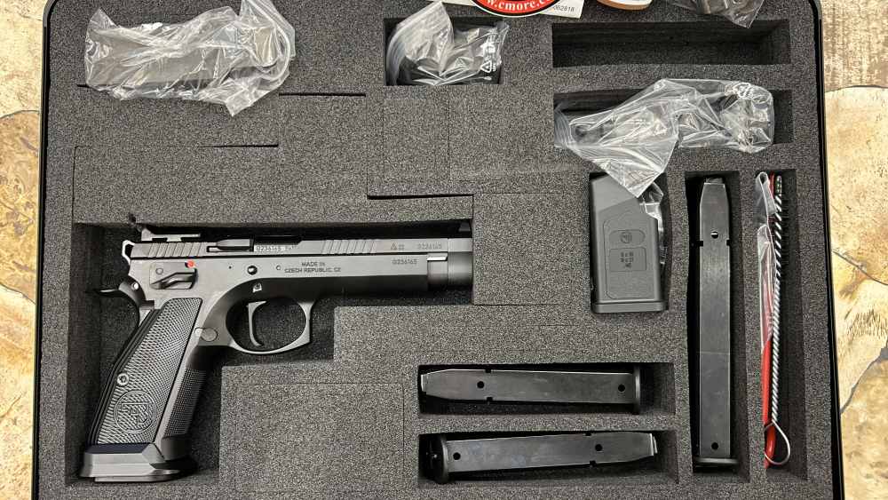 NIB CZ 75 TS CZECHMATE SEMI AUTO RACE GUN W/ ALL ACCESSORIES! 5.23" 20/26+1-img-1