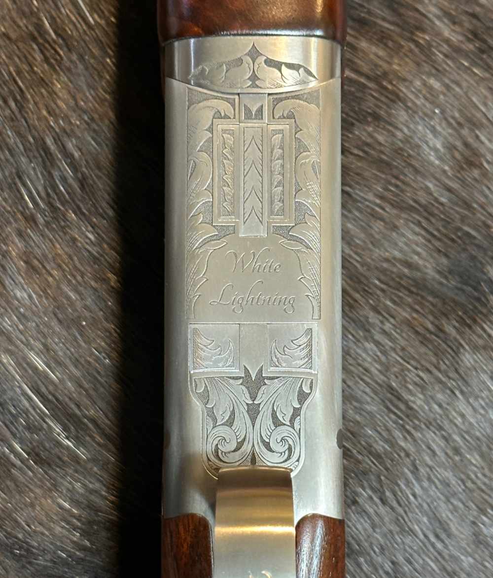 BROWNING CITORI WHITE LIGHTNING 12 GA 28" BARRELS, ENGRAVED-img-19