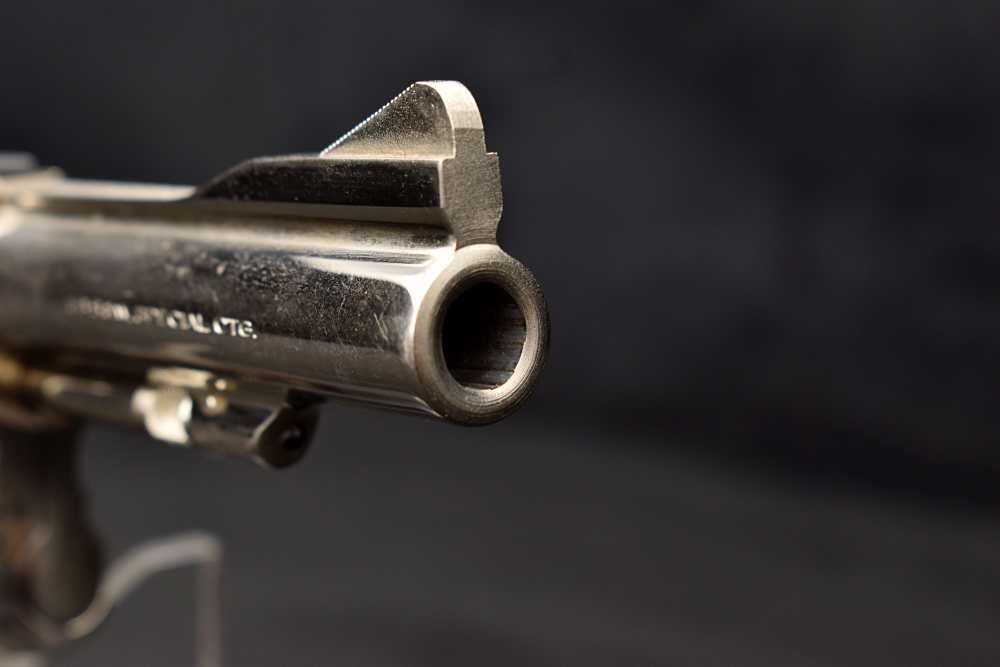 1971 Smith & Wesson Model 15-3 .38 SPL Nickel S&W 3T-img-17
