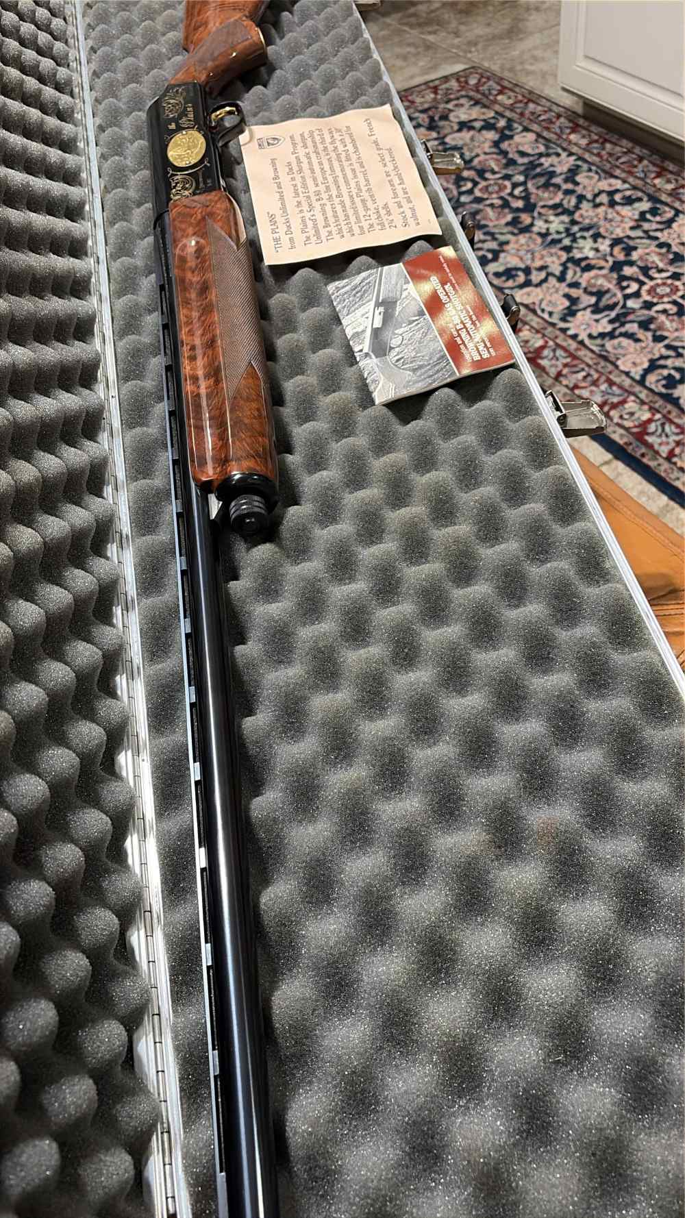 Ducks Unlimited B-80, 12 gauge, semi-auto, 30"-img-1