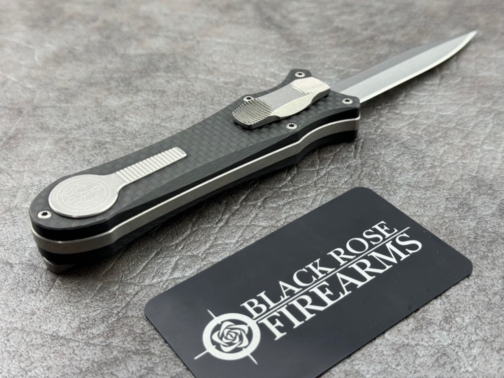 G&G Hawk Deadlock Model  B / Satin / Carbon Fiber Automatic OTF Blade-img-6
