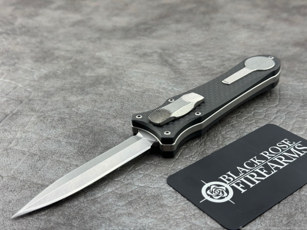 G&G Hawk Deadlock Model  B / Satin / Carbon Fiber Automatic OTF Blade-img-0