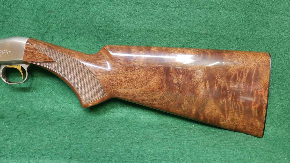 Browning SA22 Takedown Grade II Octagon Barrel New in Box-img-8