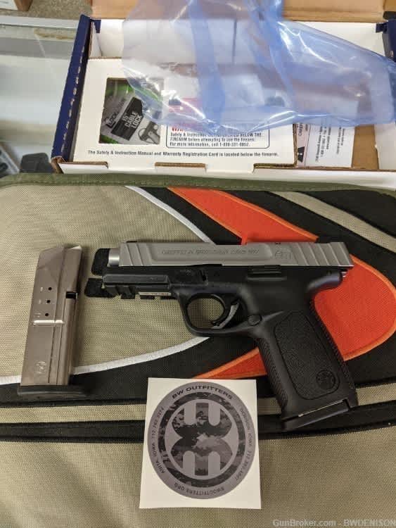 S&W SD9 VE T/Tone 10rd Cali Legal 123903 9mm-img-2
