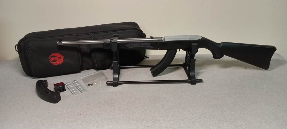 Ruger 10/22 Takedown Semi Auto Rifle, 22LR, 18.5" Barrel, 3 Mags-img-0