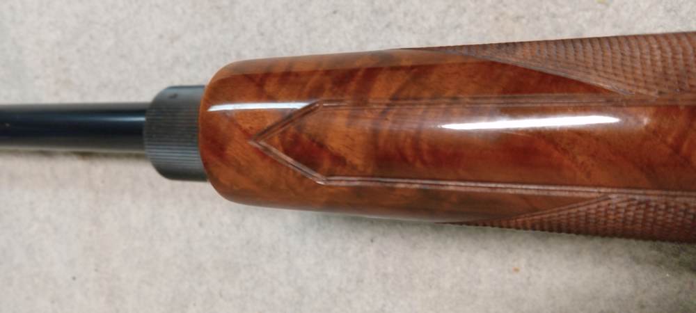 Smith & Wesson 1000S Skeet Semi Auto shotgun, 12g, 25" Barrel, Box-img-56